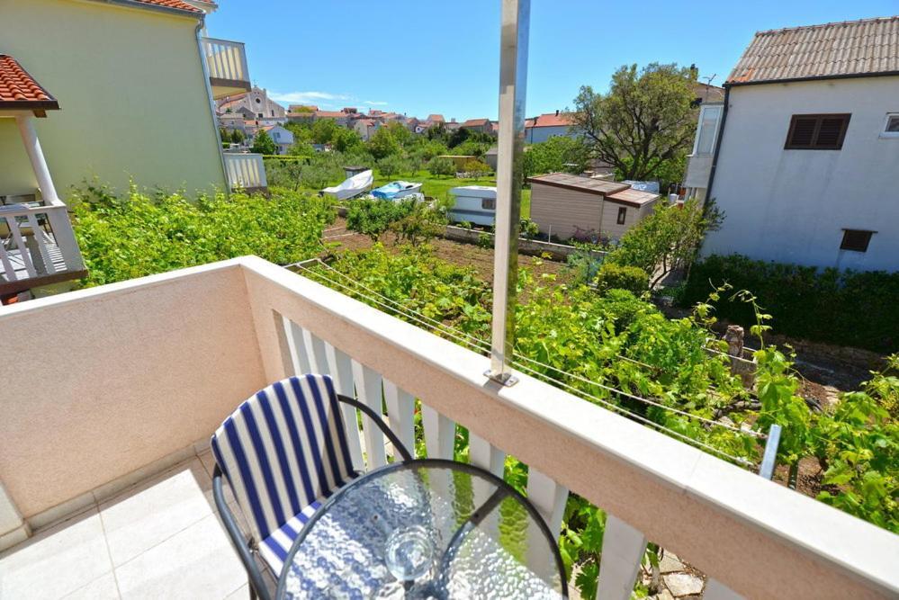 Apartments Viola بيتينا المظهر الخارجي الصورة