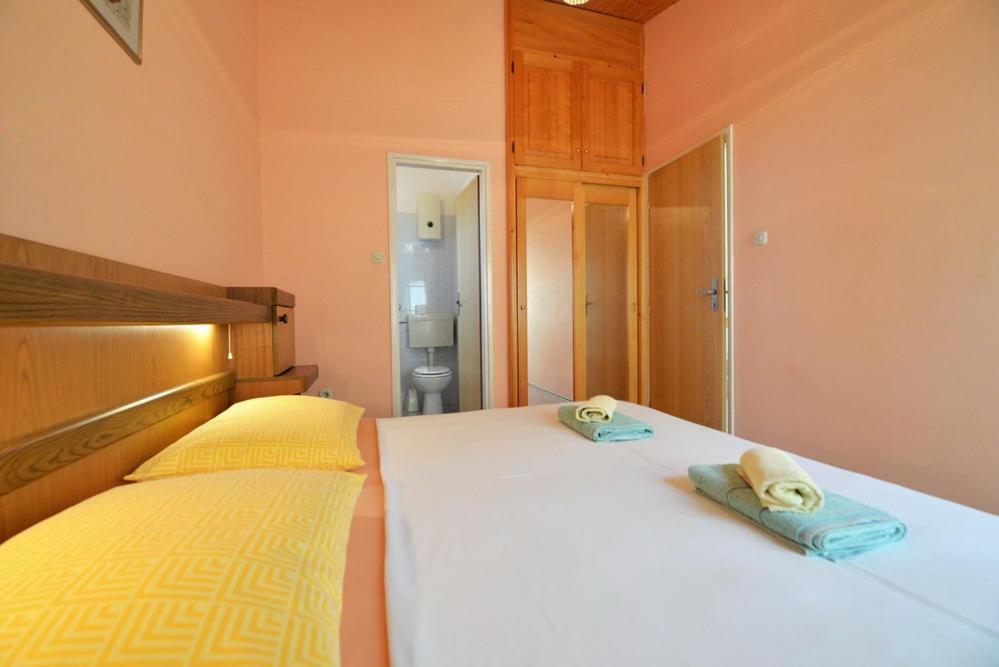 Apartments Viola بيتينا الغرفة الصورة